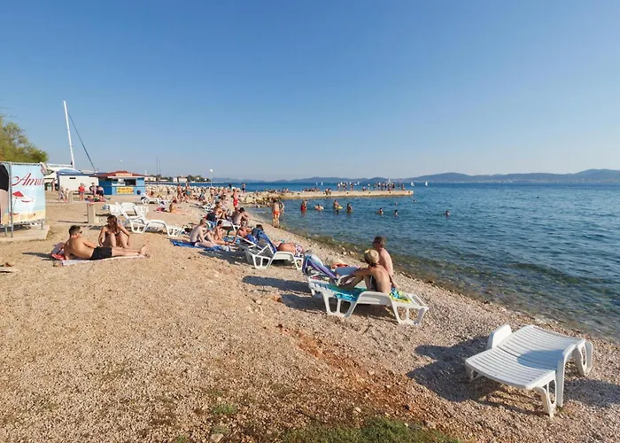 2 Bedroom Gorgeous In Apartment Zadar