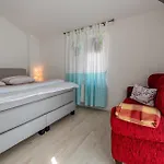 Appartamento 2 Bedroom Awesome In