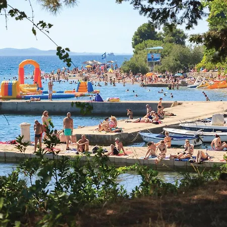 2 Bedroom Gorgeous In