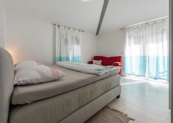 2 Bedroom Gorgeous In *